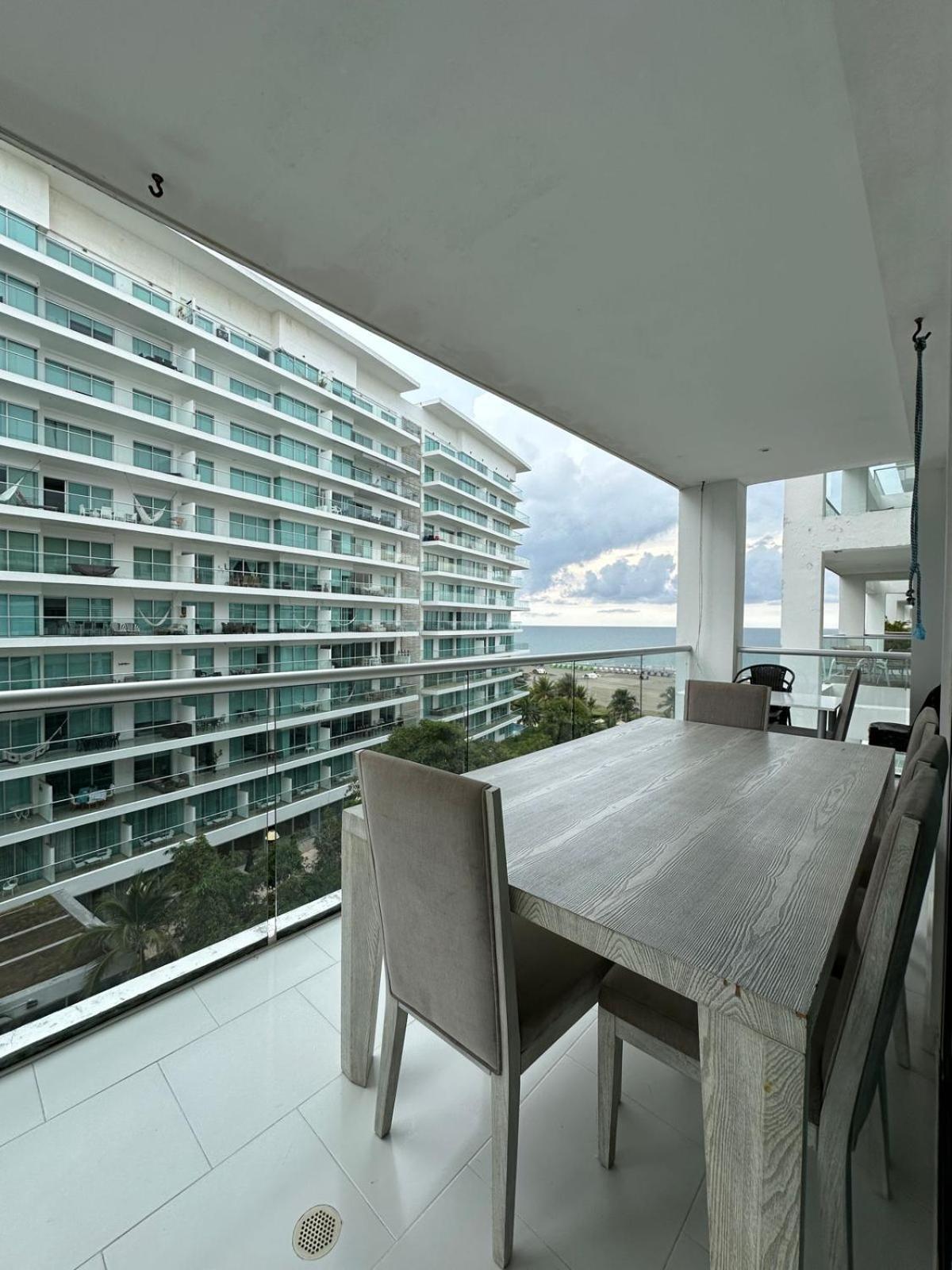 Exclusivo Con Playa Y Piscinas Morros